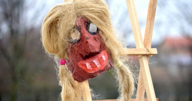 Užgavėnės prie Žaliūkių vėjo malūno: laikas vyti žiemą!