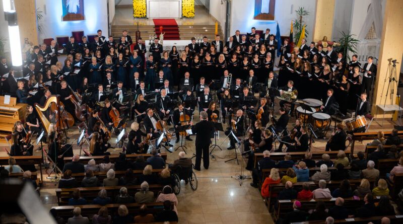 RESURREXIT XLIII festivalis – dvasinė kelionė šviesos link