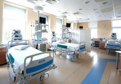 Pusę metų trukusi medikų kova už gyvybę 30-metį grąžino į gyvenimą