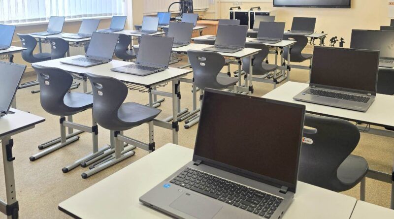 Šiaulių mokykloms – milijono eurų vertės moderni įranga