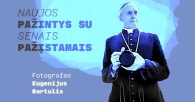 Fotografijos muziejuje pristatoma Šiaulių vyskupo emerito Eugenijaus Bartulio fotografinė kūryba