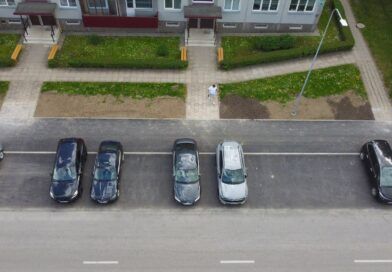 Pastaraisiais metais – beveik 900 vietų: Šiauliuose tęsiama parkavimo plėtra