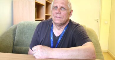Ligoninės santechniko kasdienybė: tarp „kolonoskopijų“ vamzdžiams ir jaunystės karmos