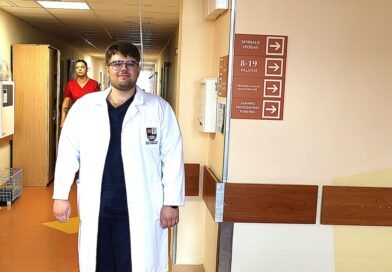 Būsimas ortopedas-traumatologas Gytis Petkevičius auginasi sparnus gimtojo miesto ligoninėje