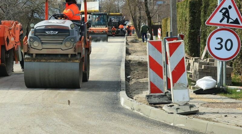 Šiauliuose šiemet į žvyruotų gatvių asfaltavimą investuoti 2 mln. eurų