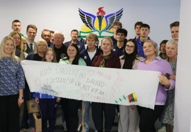 Šiauliai išlydėjo jaunuosius olimpiečius į istorines jaunimo olimpines žaidynes Dakare